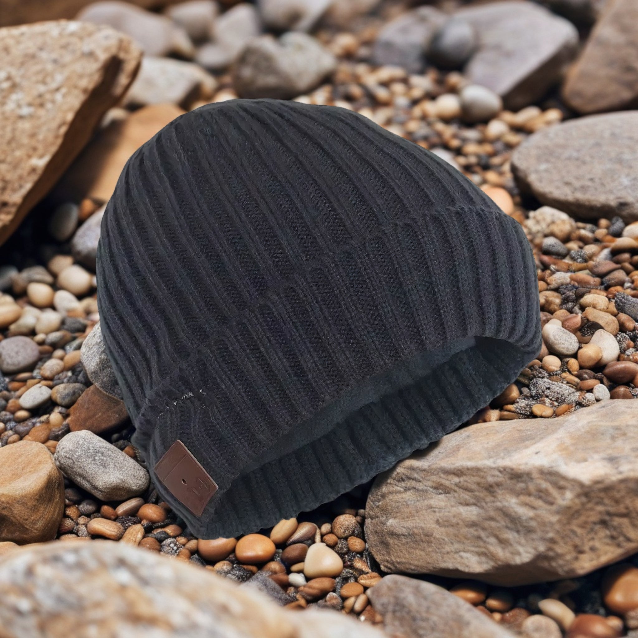 TUNETHREADS™ | V5.2 Bluetooth Beanie with Stereo Speakers &amp; Microphone