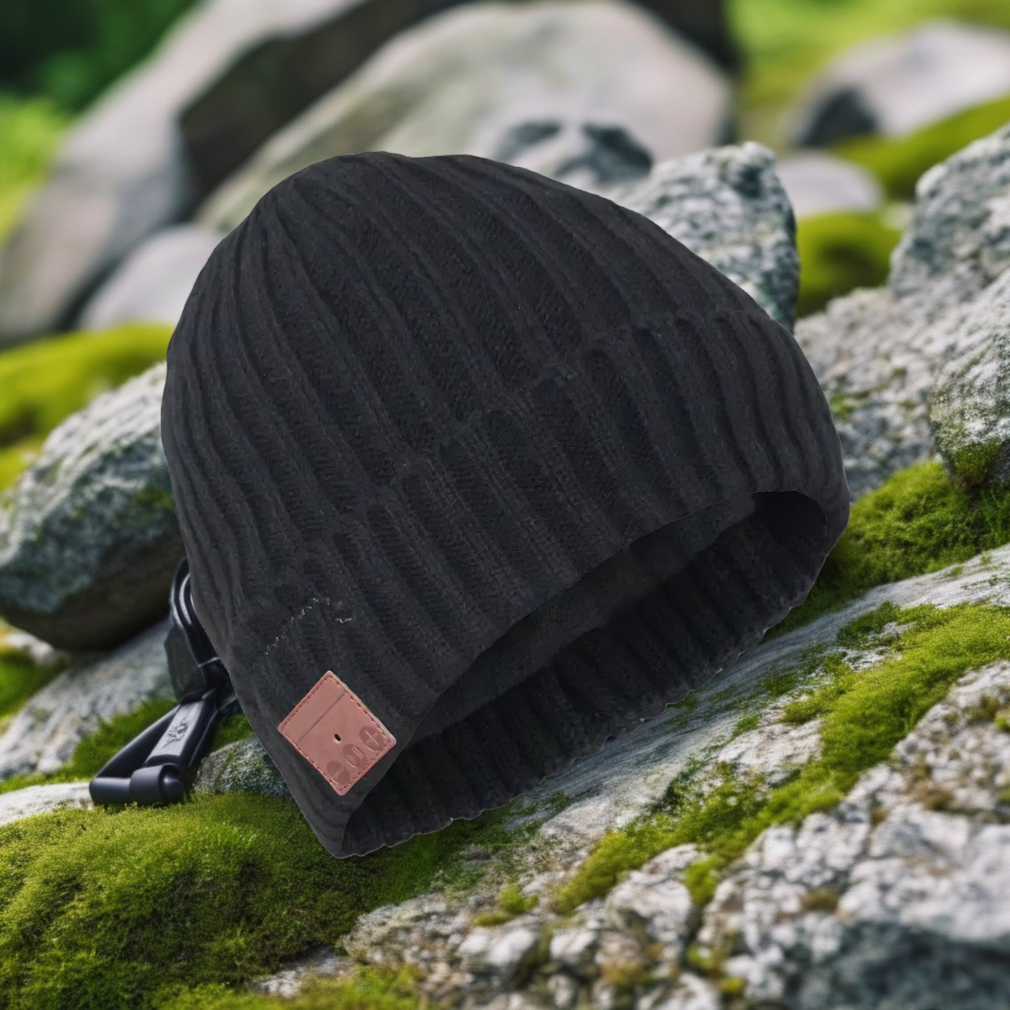 TUNETHREADS™ | V5.2 Bluetooth Beanie with Stereo Speakers &amp; Microphone